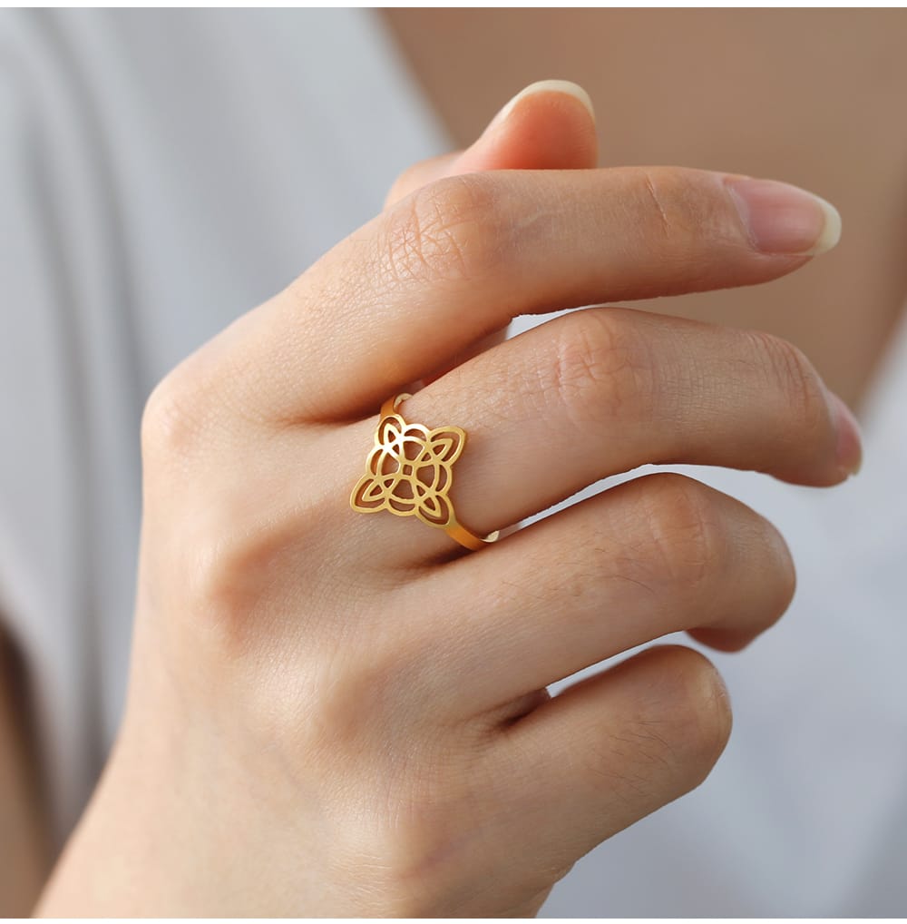 ANILLO NUDO DE BRUJAS